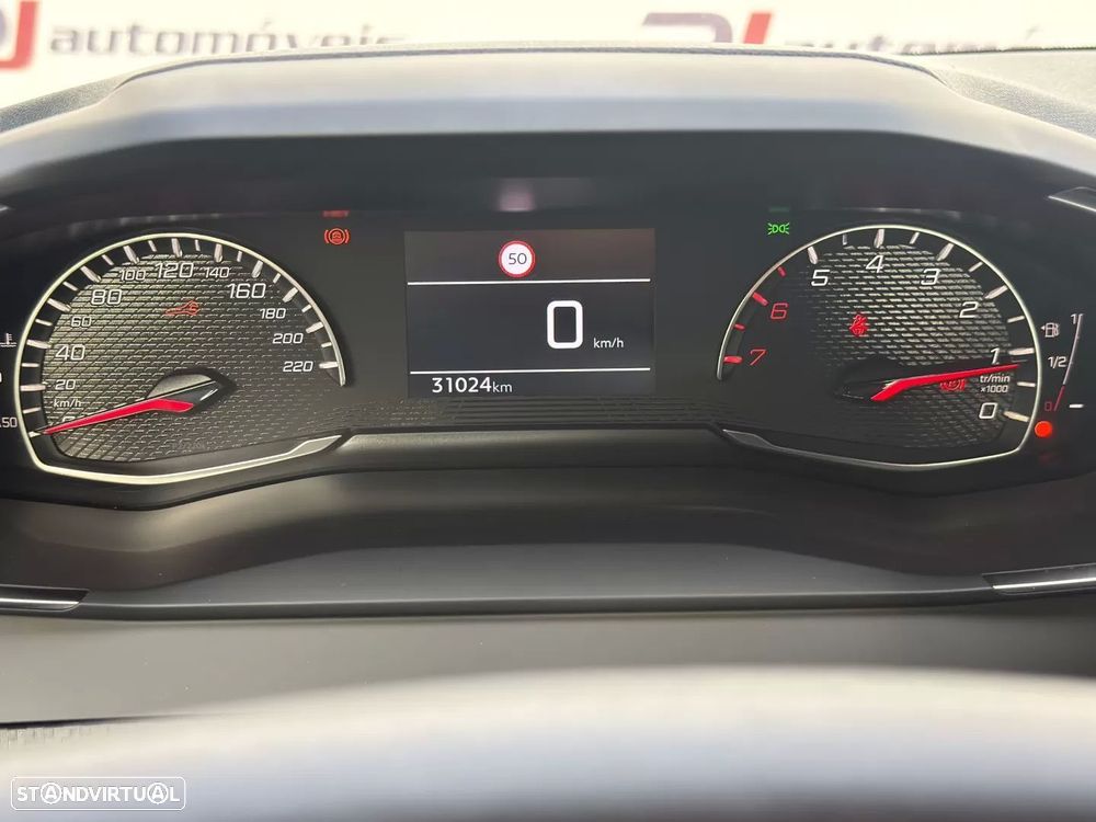 Peugeot 208 PureTech 75 Allure - 12