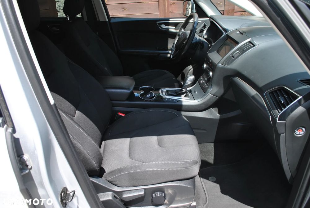 Ford S-Max 2.0 TDCi Titanium PowerShift - 13