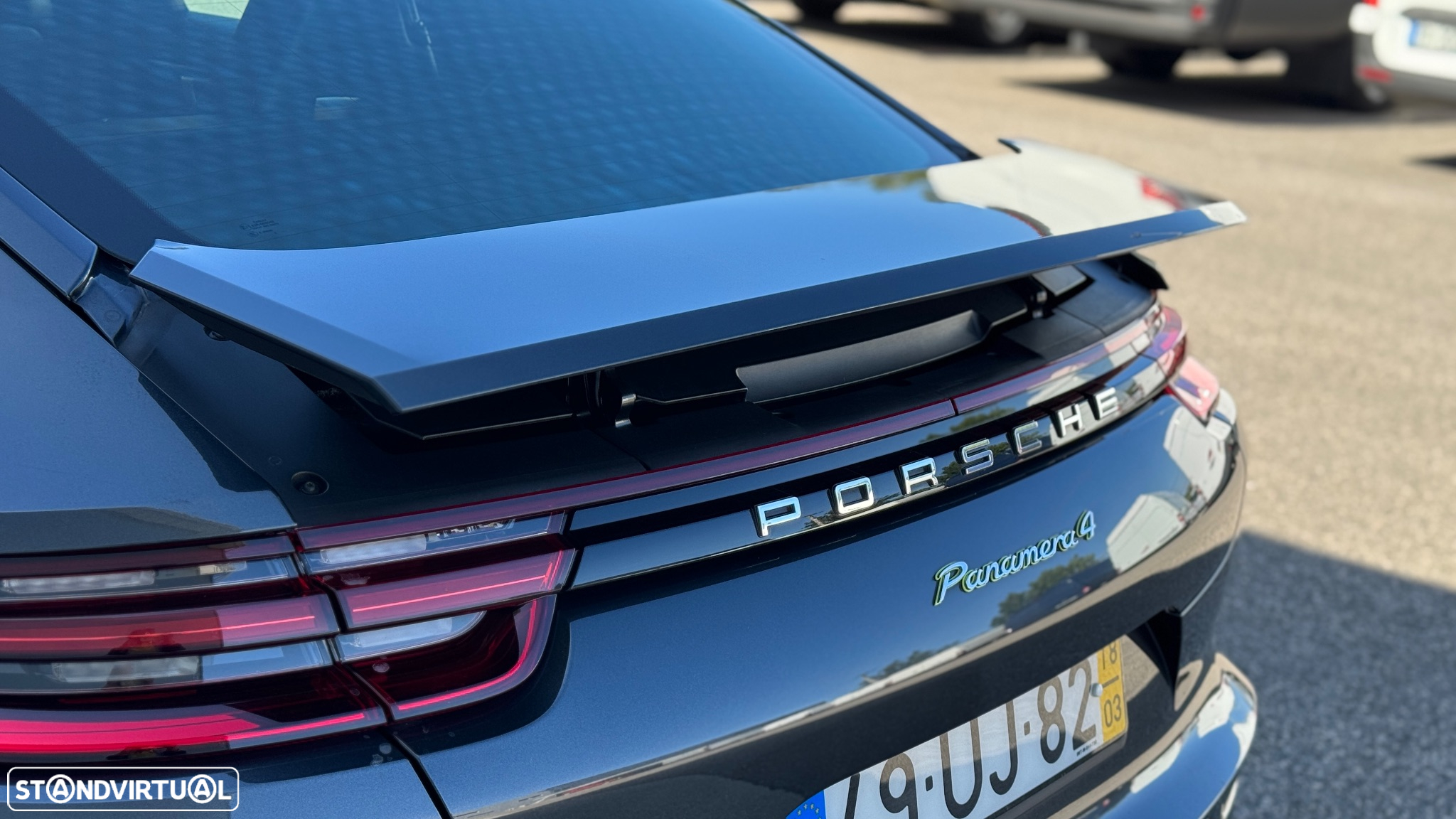 Porsche Panamera 4 E-Hybrid - 22