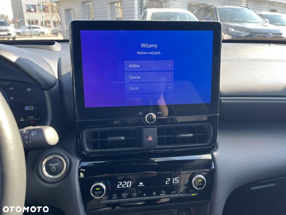 Toyota Yaris Cross - 18