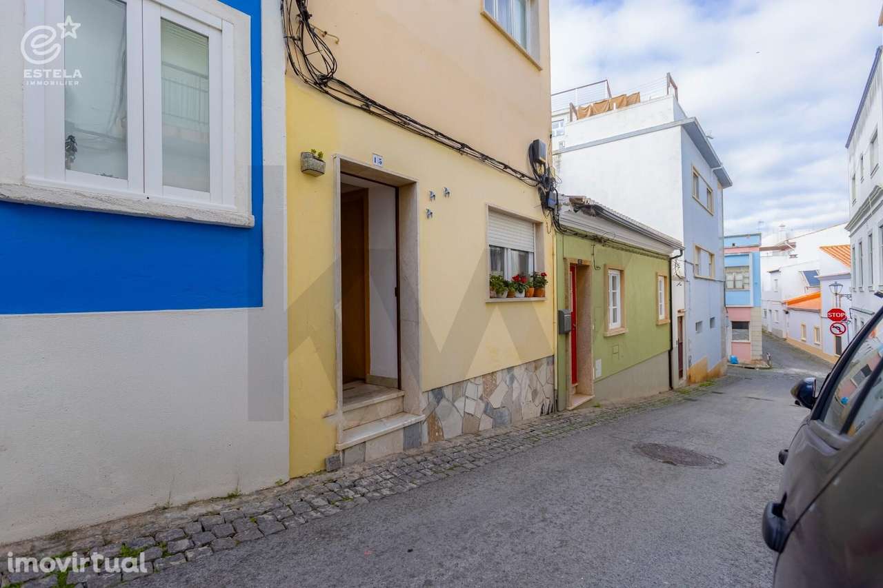 Andar moradia T3 para reabilitação no Centro Histórico de Lagos - Grande imagem: 2/33