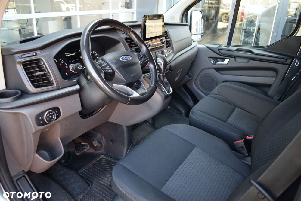 Ford Transit Custom - 11