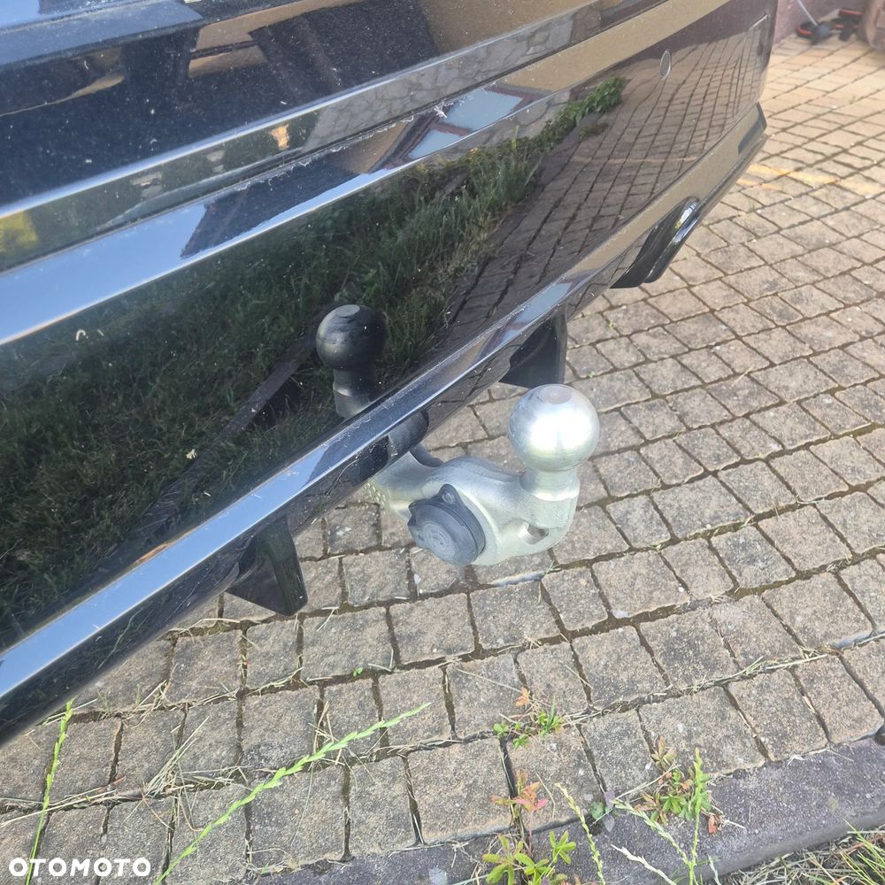 BMW iX1 xDrive30 M Sportpaket - 19