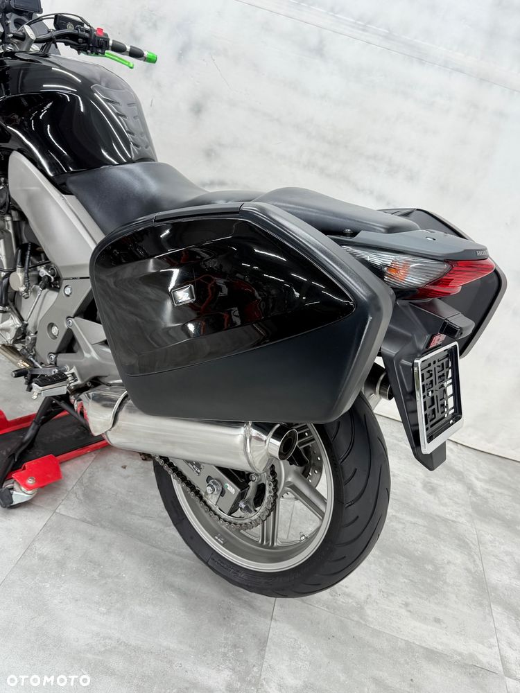 Honda CBF - 21