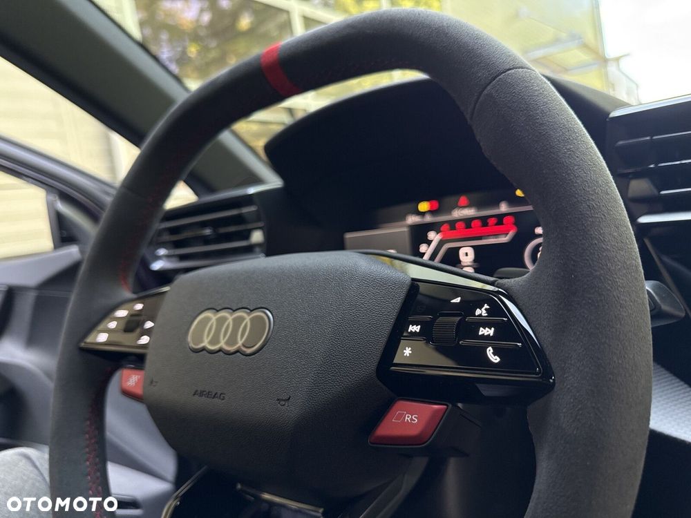 Audi RS3 Limousine TFSI Quattro S tronic - 22