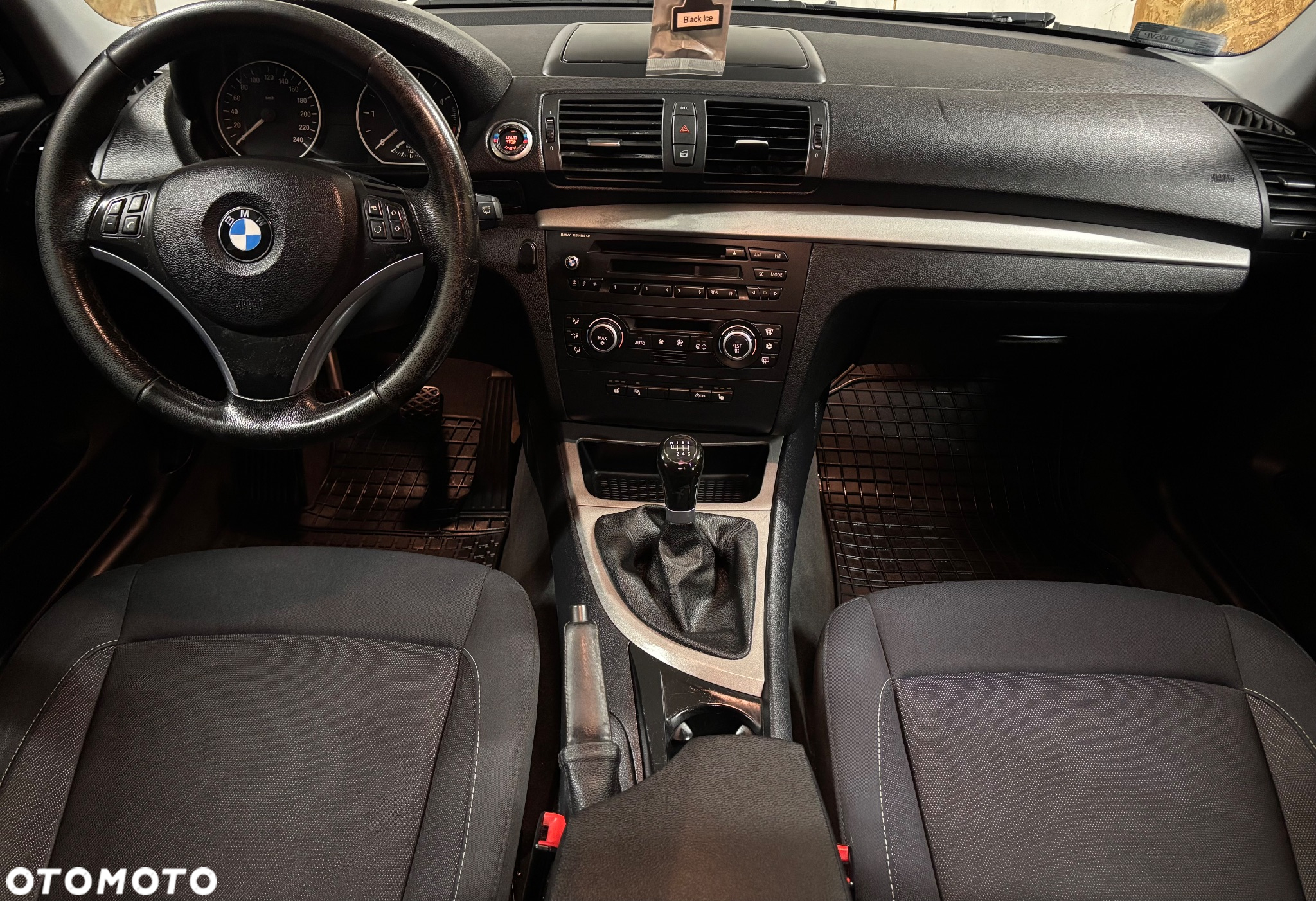 BMW Seria 1 118d - 9