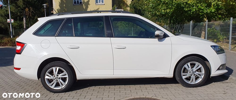 Skoda Fabia 1.0 TSI Ambition - 11