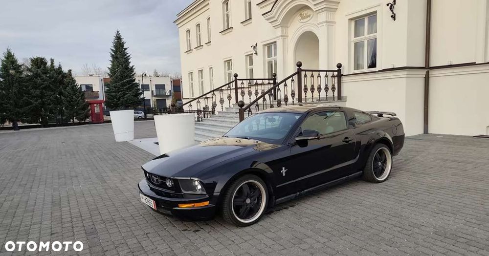 Ford Mustang - 5