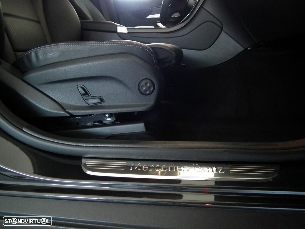 Mercedes-Benz GLC 300 de Coupé 4Matic - 11