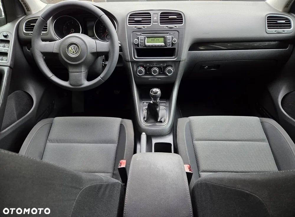 Volkswagen Golf 1.6 Comfortline - 12