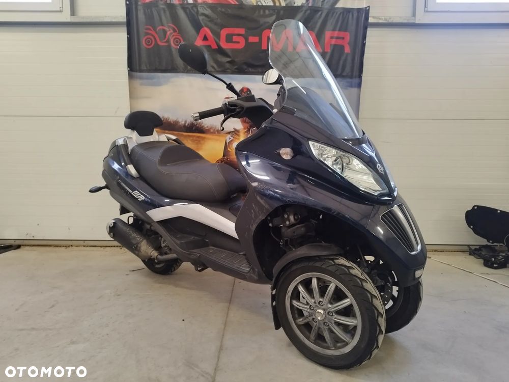 Piaggio MP-3 - 3
