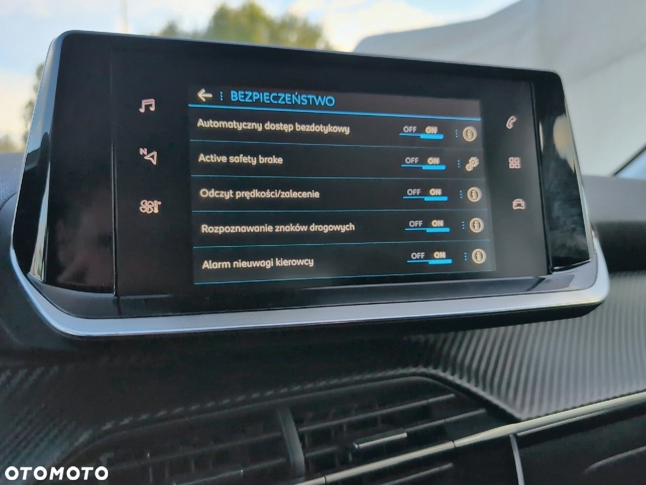 Peugeot 208 1.2 PureTech Allure Pack S&S EAT8 - 25
