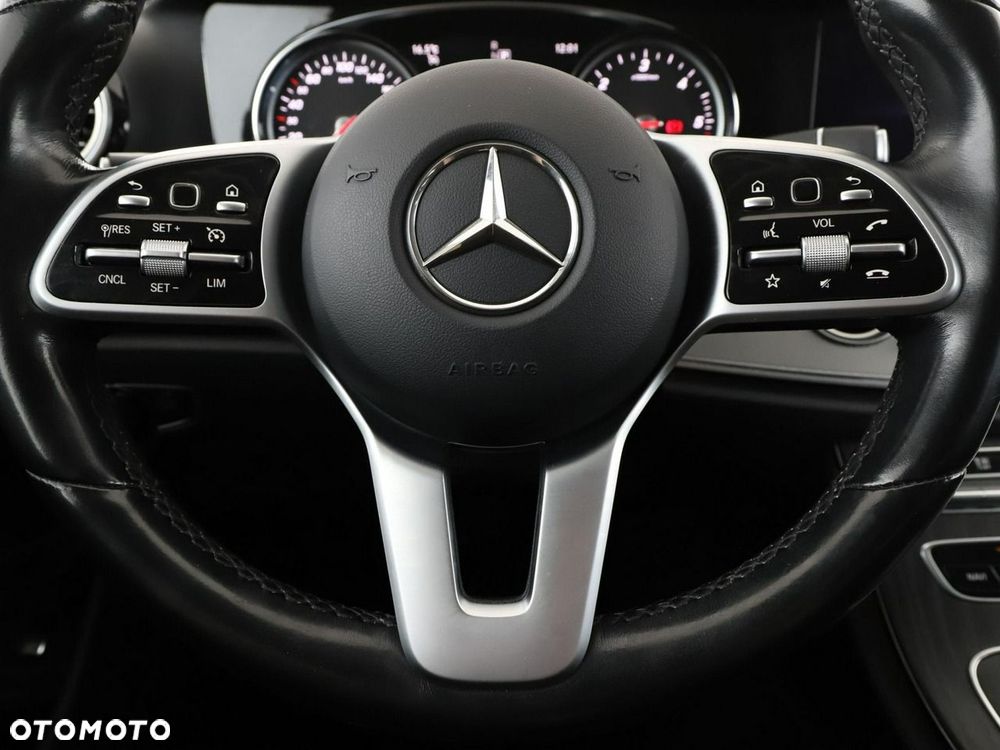 Mercedes-Benz Klasa E 200 d 9G-TRONIC AMG Line - 22