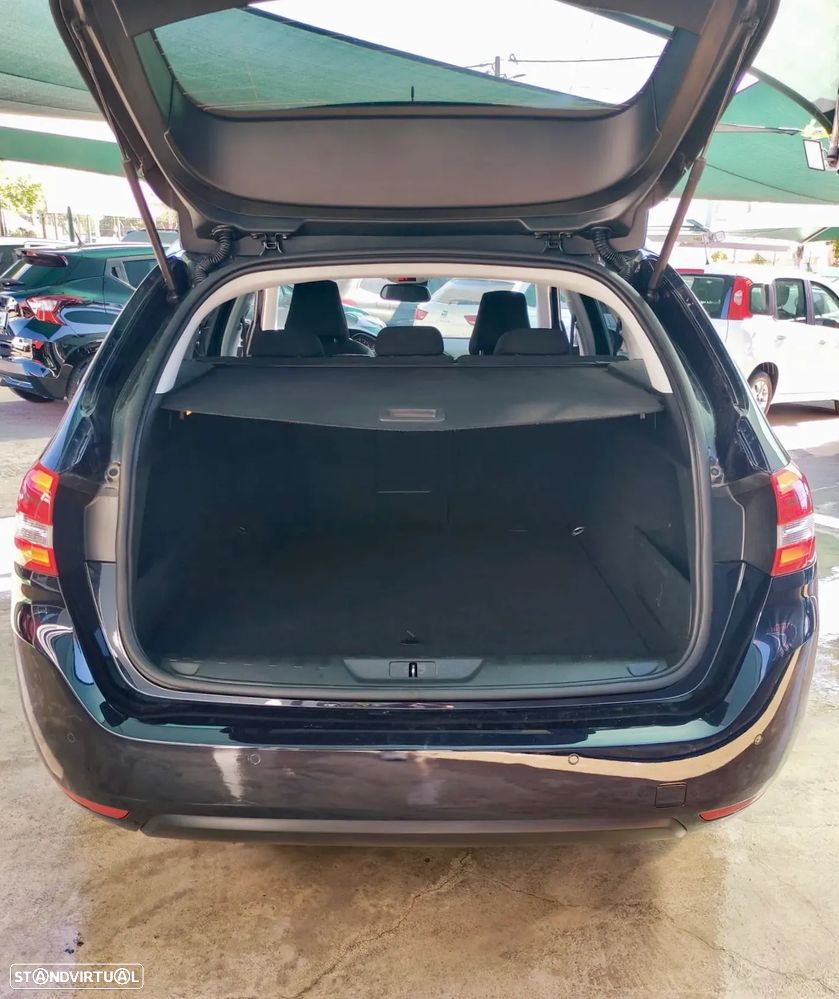 Peugeot 308 SW 1.5 BlueHDi Allure - 25