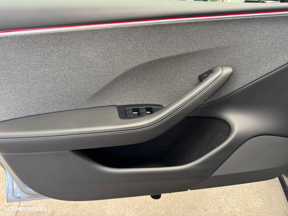 Tesla Model 3 Long Range Tração Traseira Premium - 15