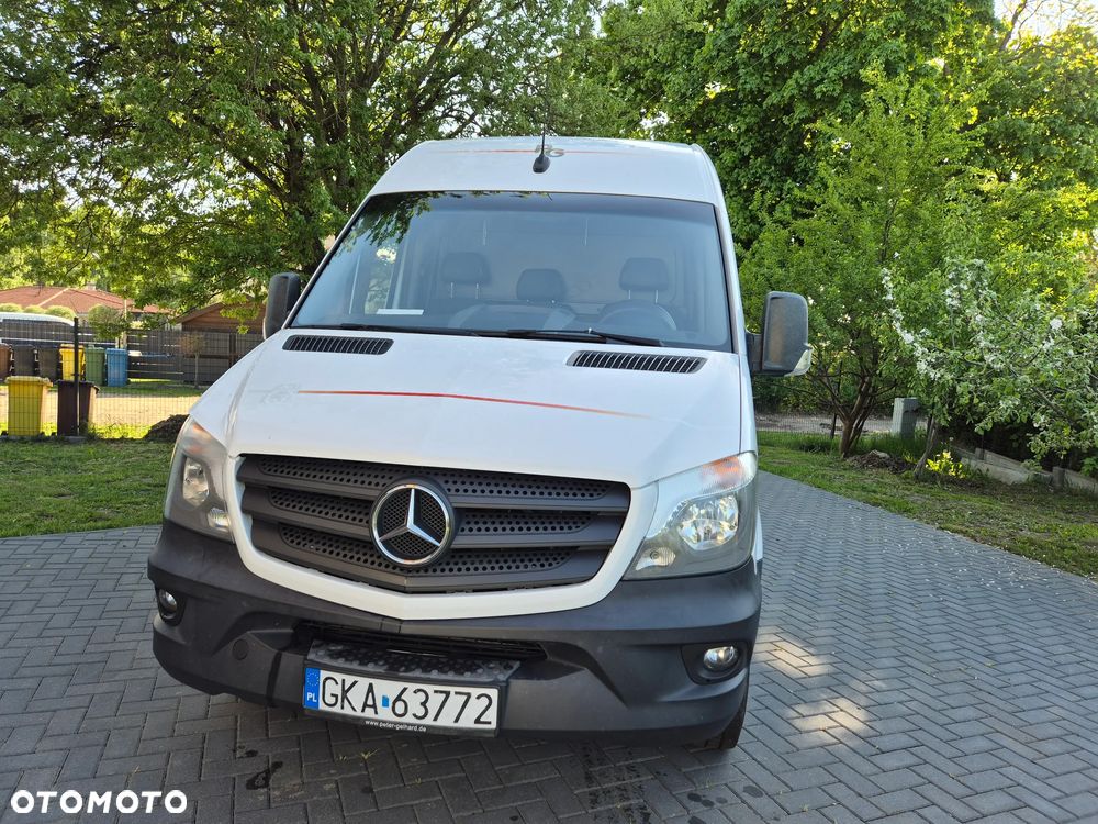Mercedes-Benz Sprinter - 4
