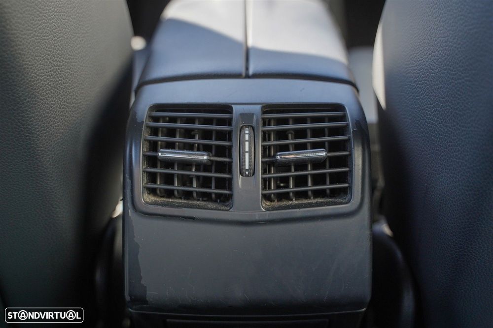 Mercedes-Benz E 220 CDi Avantgarde BE Auto.140g - 14