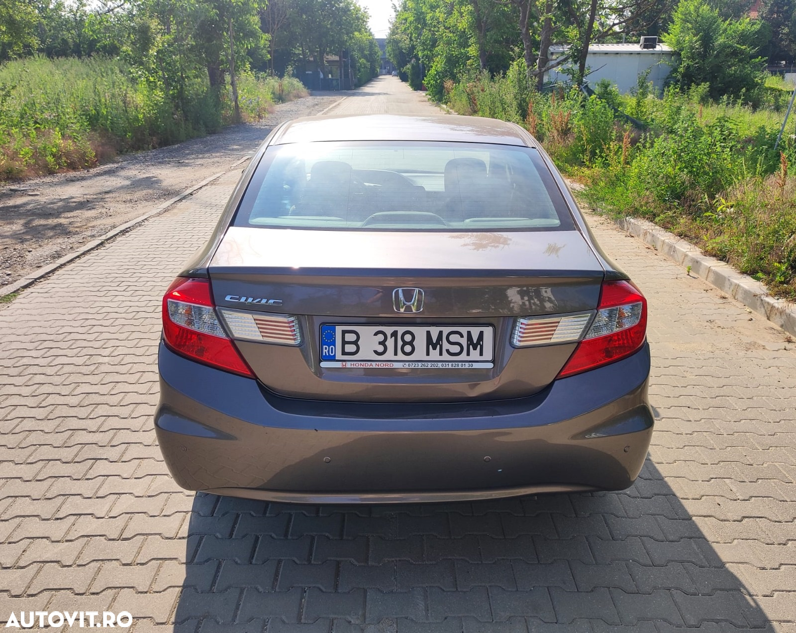 Honda Civic 1.8 MT ES - 3