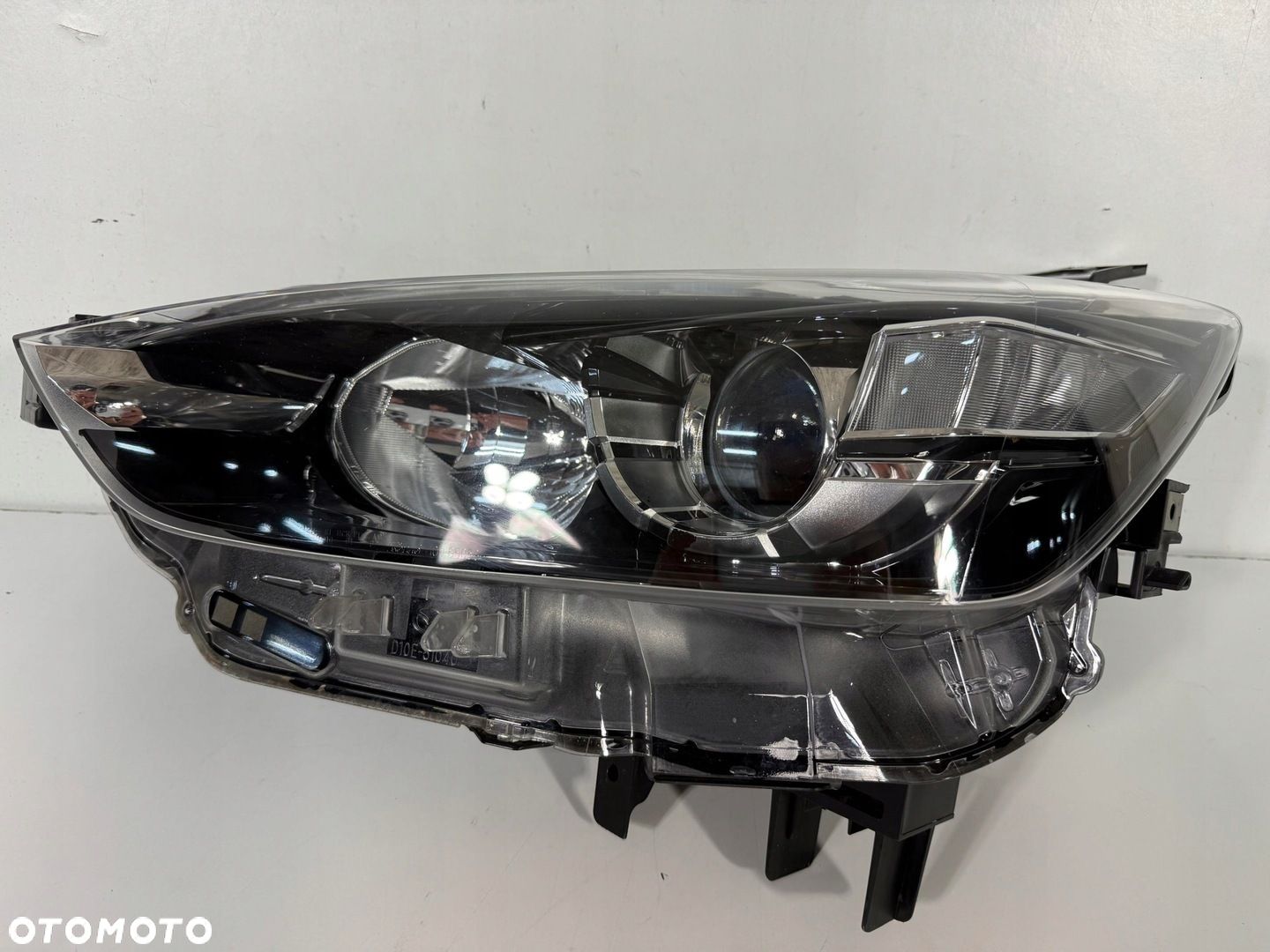 LAMPA PRZOD PRZEDNIA LEWA MAZDA CX3 CX-3 ZWYKLA SOCZEWKA D10E-51040 CALA - 1