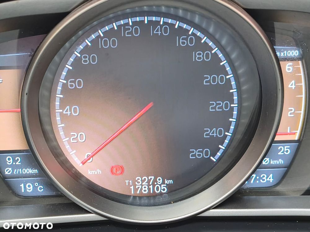 Volvo V40 T3 Kinetic - 10