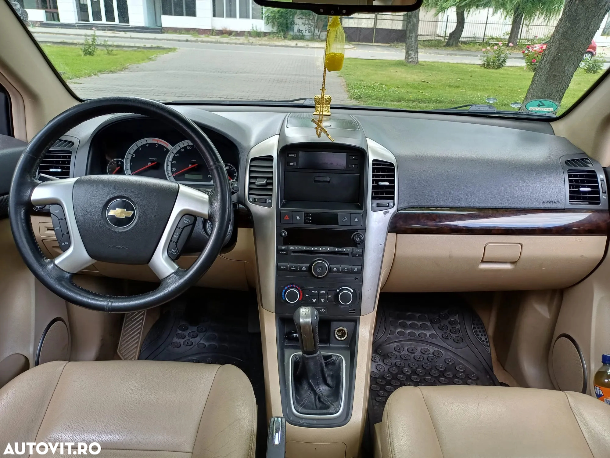 Chevrolet Captiva 2.0 High G9 AWD LT - 11