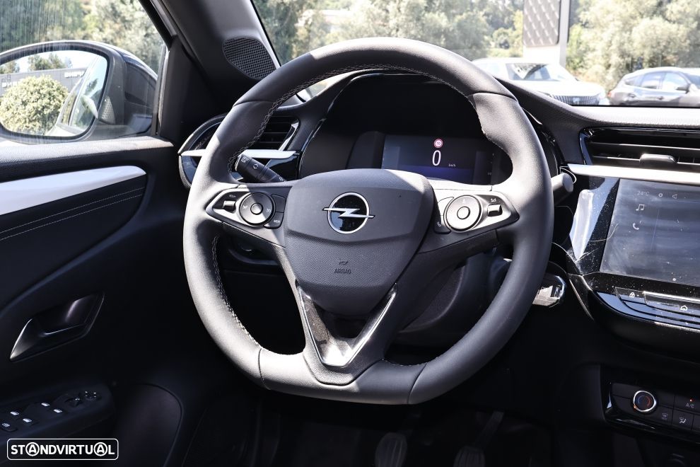 Opel Corsa 1.2 T GS - 10
