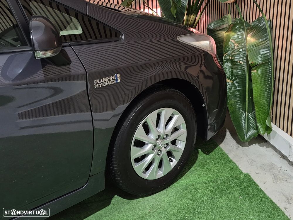 Toyota Prius 1.8 Plug-In Pack Premium - 10