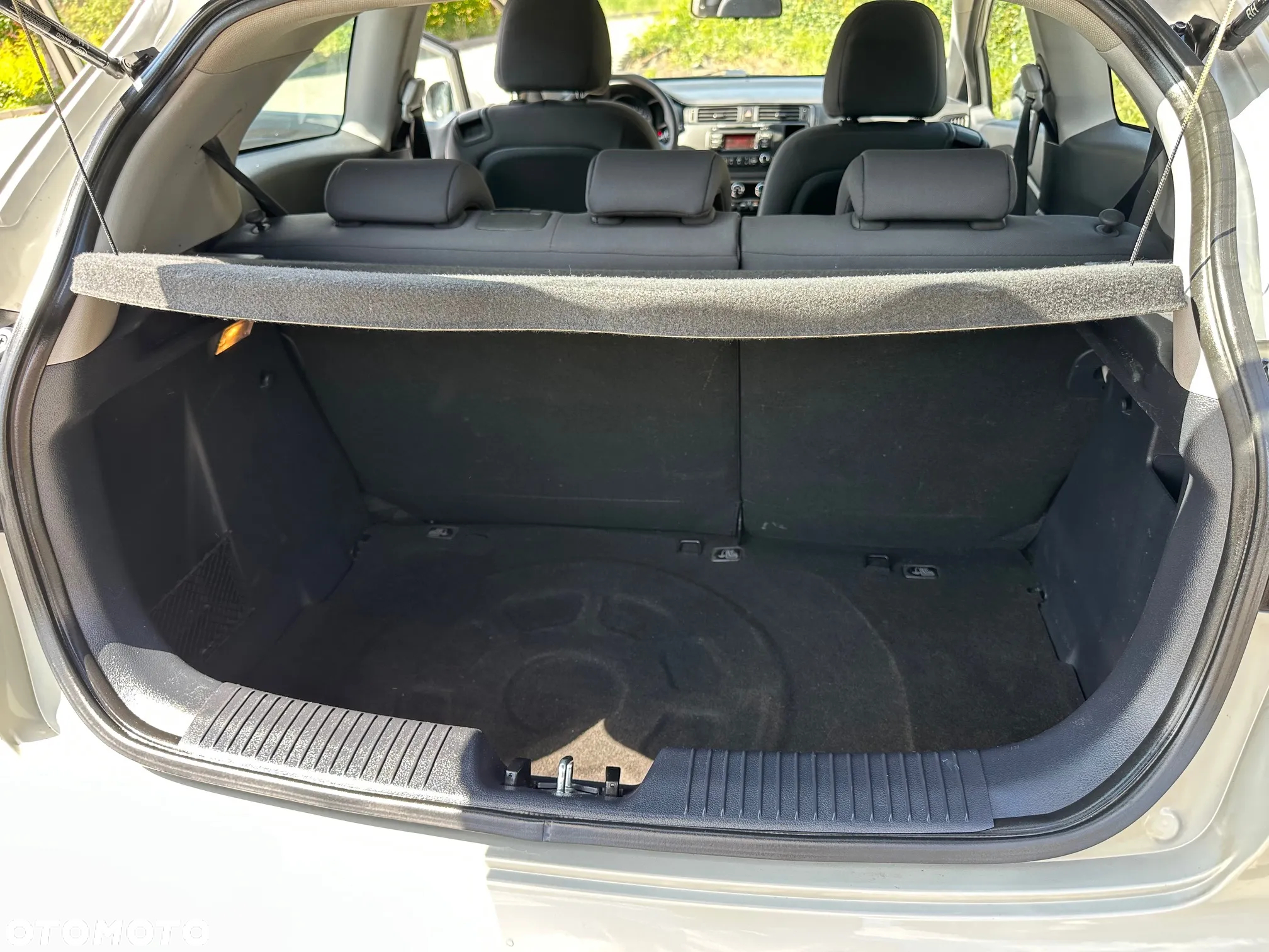 Kia Rio 1.2 Edition 7 - 9