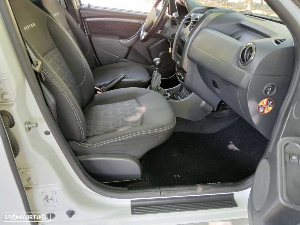 Dacia Duster 1.2 TCe Prestige - 29