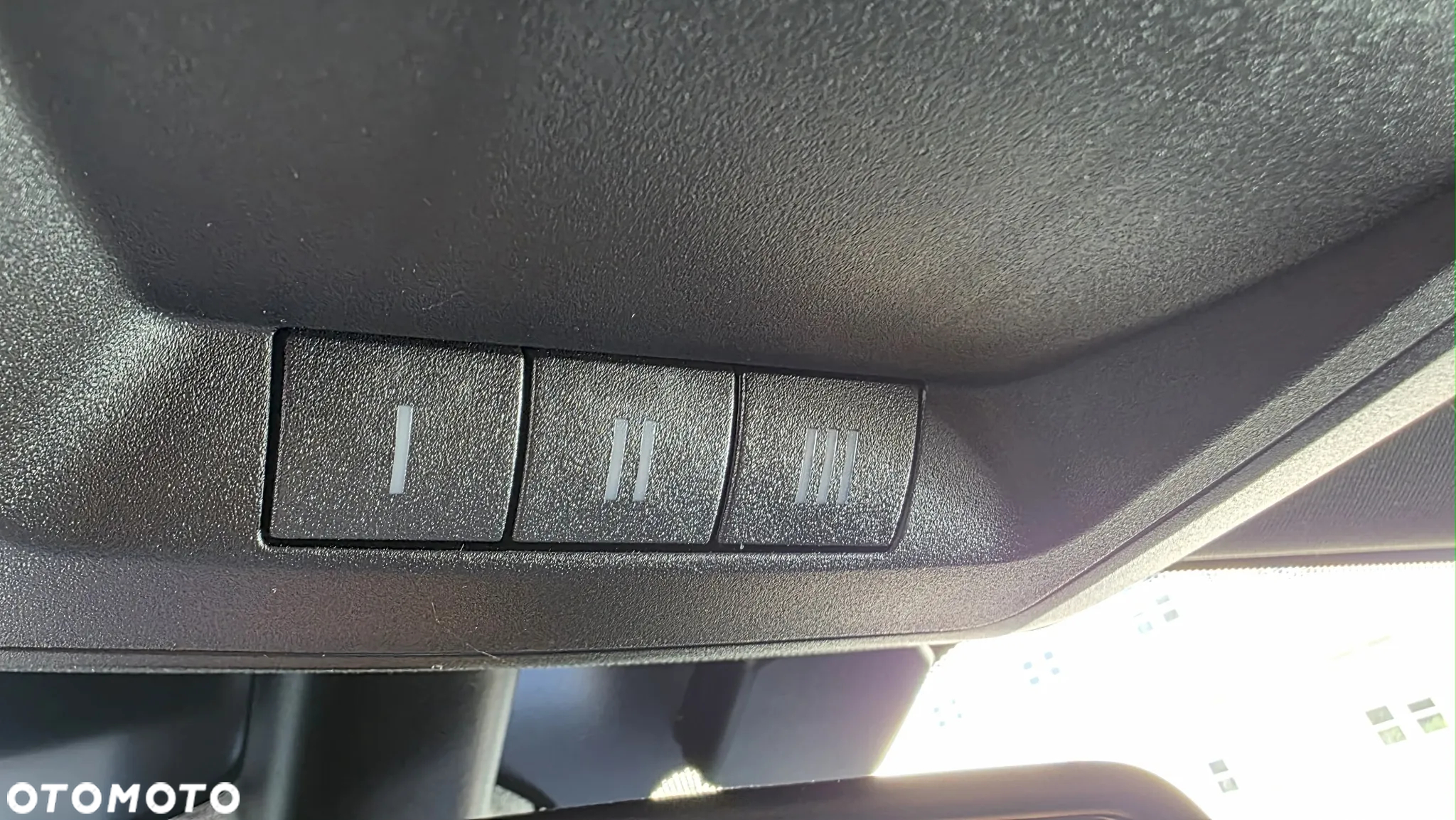 Dodge RAM 1500 5.7 4x4 - 14