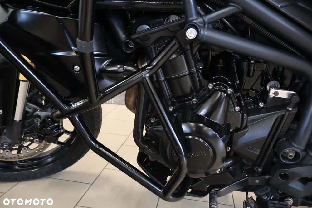 Triumph Tiger - 25
