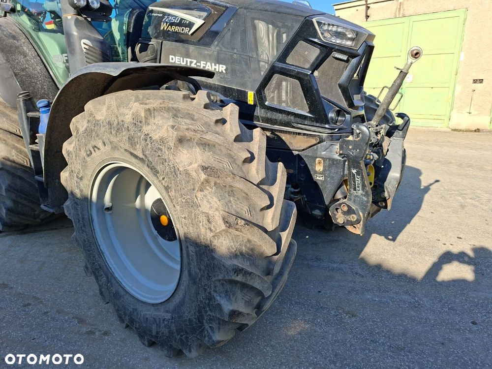MIKANN 7250 Agrotron Ttv 4X4 - 33