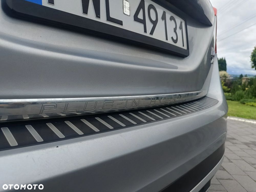 Volvo V60 D6 AWD Plug-in Hybrid Summum - 25