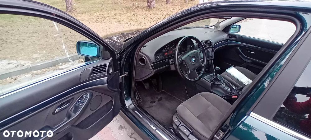 BMW Seria 5 520i - 17