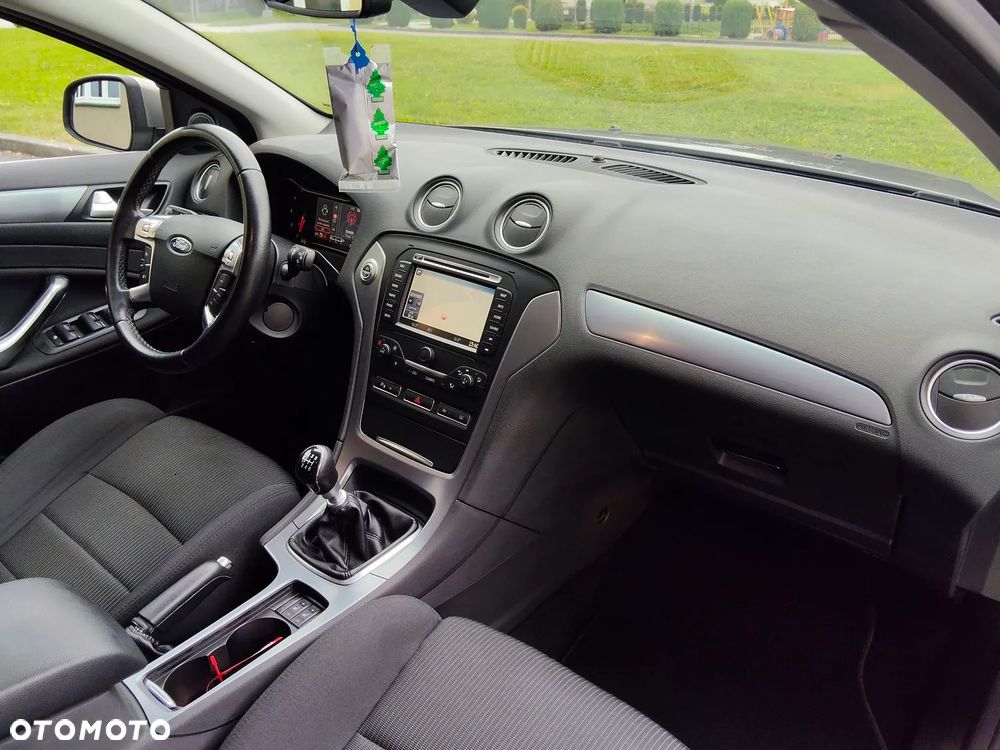 Ford Mondeo Turnier 2.0 TDCi Titanium - 34