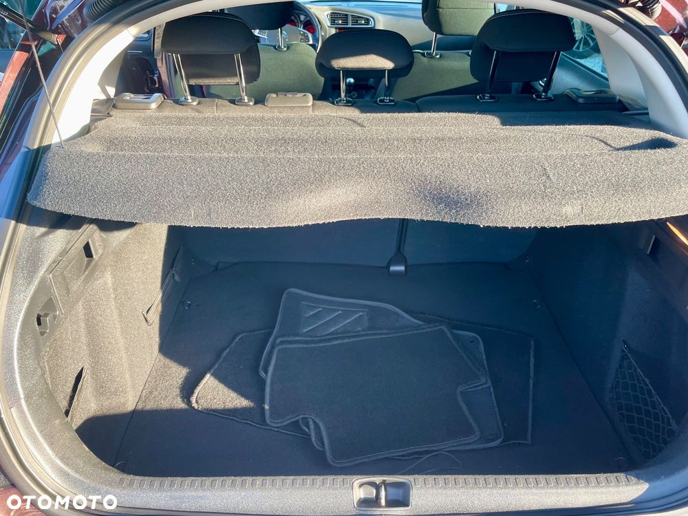 Citroën C4 VTi 120 Exclusive - 23