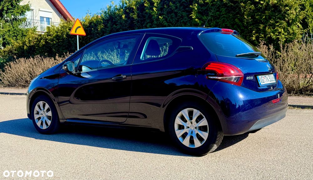 Peugeot 208 PureTech 68 Urban Move - 4