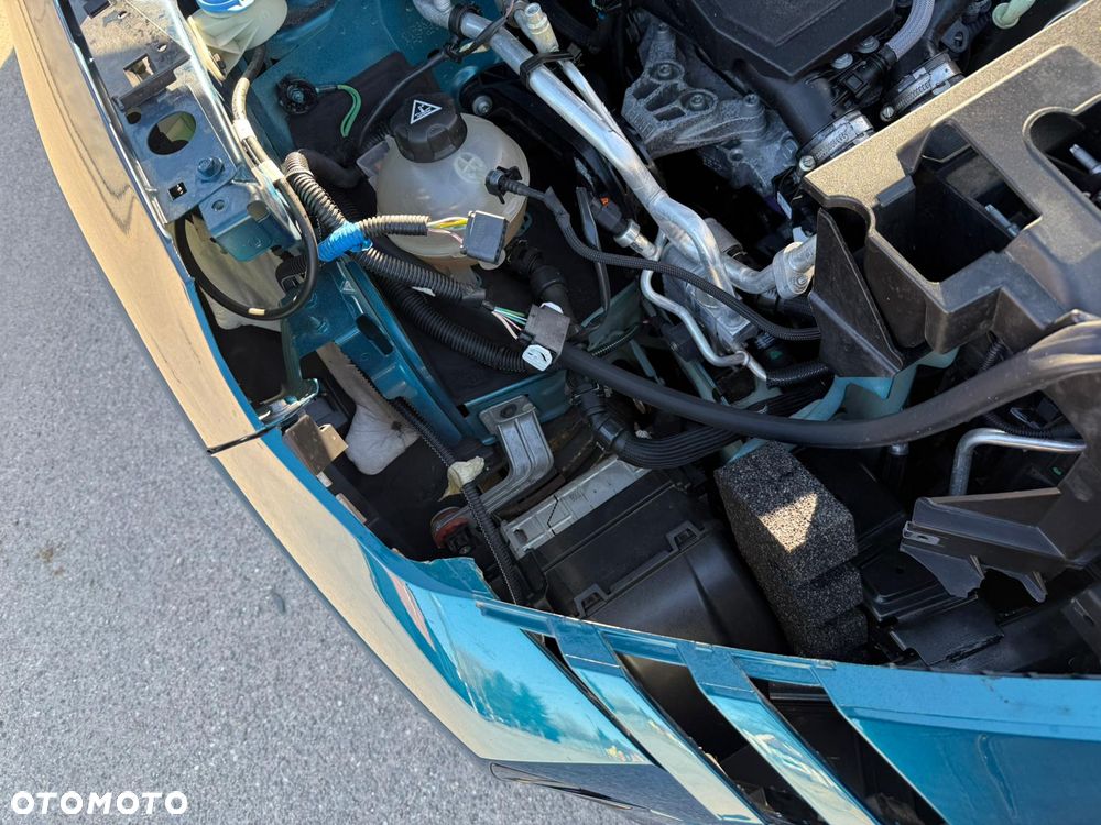 Peugeot 3008 1.2 PureTech mHEV Allure Pack S&S e-DCS6 - 24