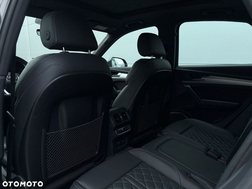 Audi Q5 Sportback - 25