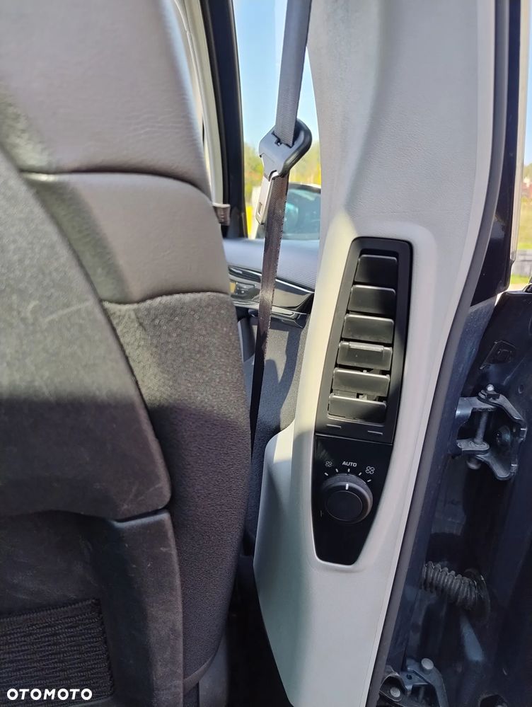 Citroën C4 Picasso 1.6 e-HDi FAP EGS6 Exclusive - 18