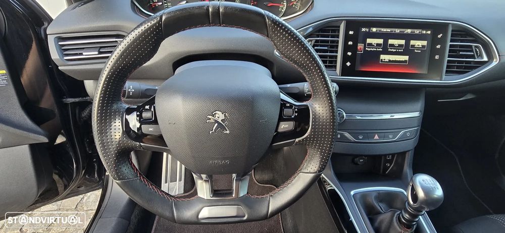 Peugeot 308 1.2 PureTech GT Line - 20