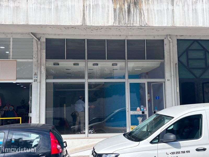 Loja centro coimbra c/armazém e garagem