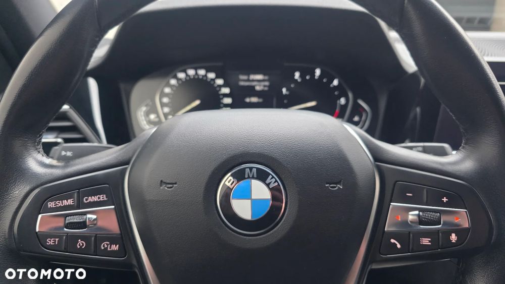 BMW Seria 3 318d Business Edition - 36