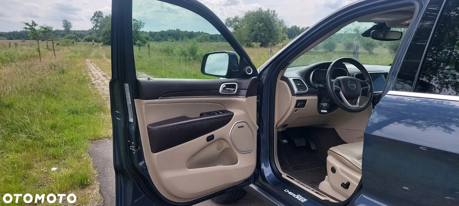Jeep Grand Cherokee 5.7 V8 HEMI 4WD Automatik Summit - 23