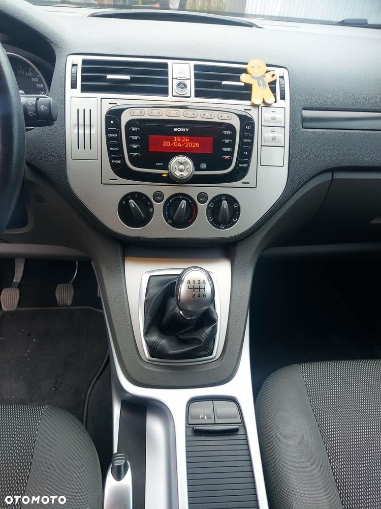 Ford Kuga 2.0 TDCi Individual - 11
