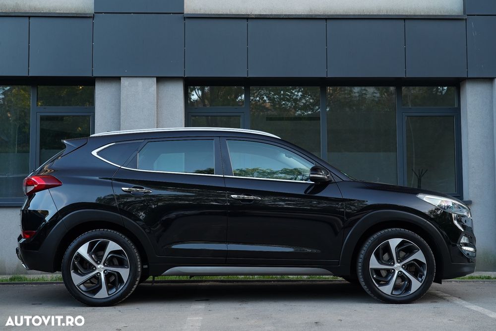 Hyundai Tucson 2.0 CRDI 4WD 6MT Premium - 11