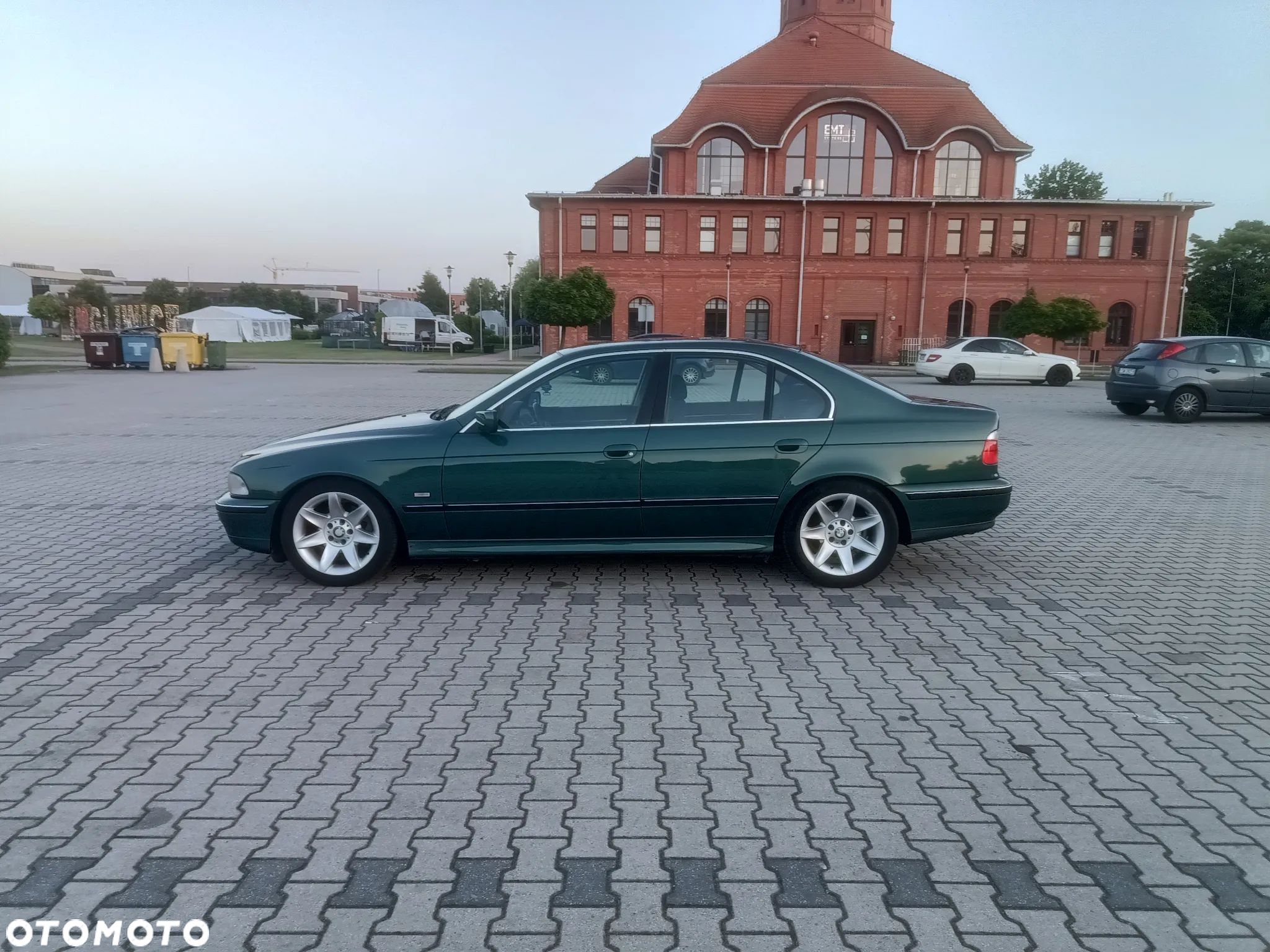 BMW Seria 5 523i - 1