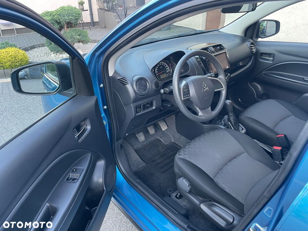 Mitsubishi Space Star AS&G 1.2 Select+ Black - 18