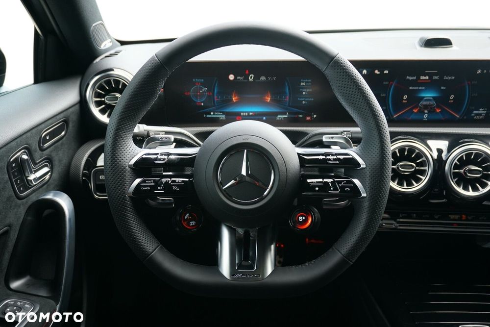 Mercedes-Benz Klasa A 45 S AMG 4-Matic Street Style Edition 8G-DCT - 8