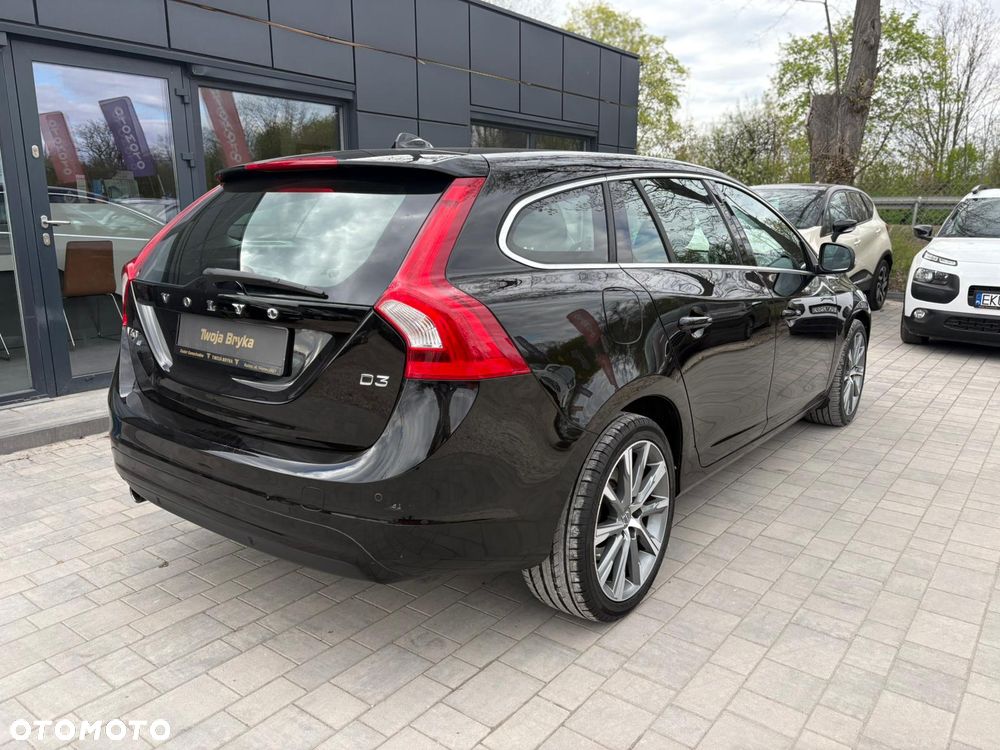 Volvo V60 D3 Drive-E R-Design Momentum - 6